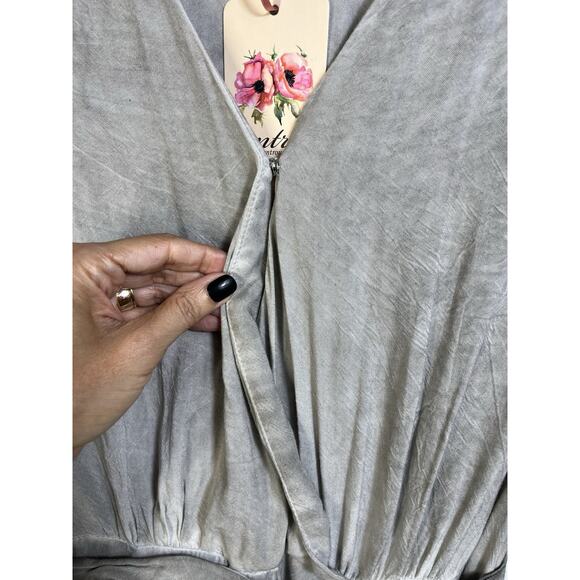 Entro Faux Gray Marble Wrap Dress Short Flutter Sleeve Size Medium New - Picture 9 of 12